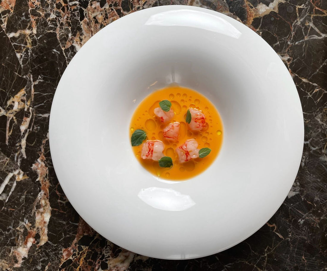Tartare di Gambero Rosso del Tirreno e Gazpacho di Pomodori.